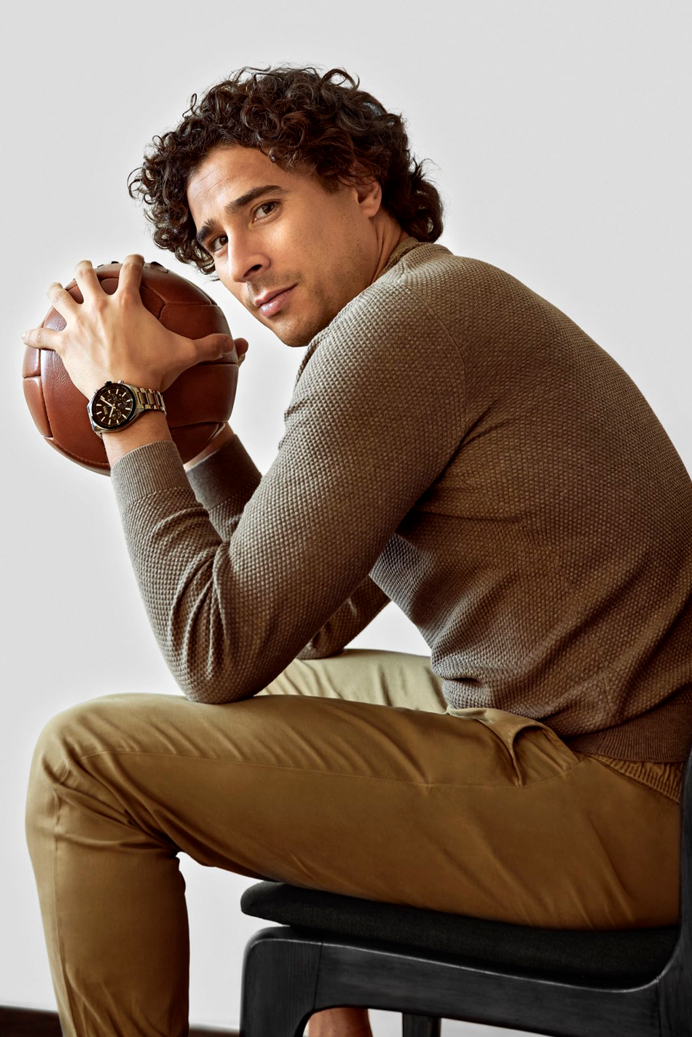 Guillermo Ochoa in the 1xBet México campaign