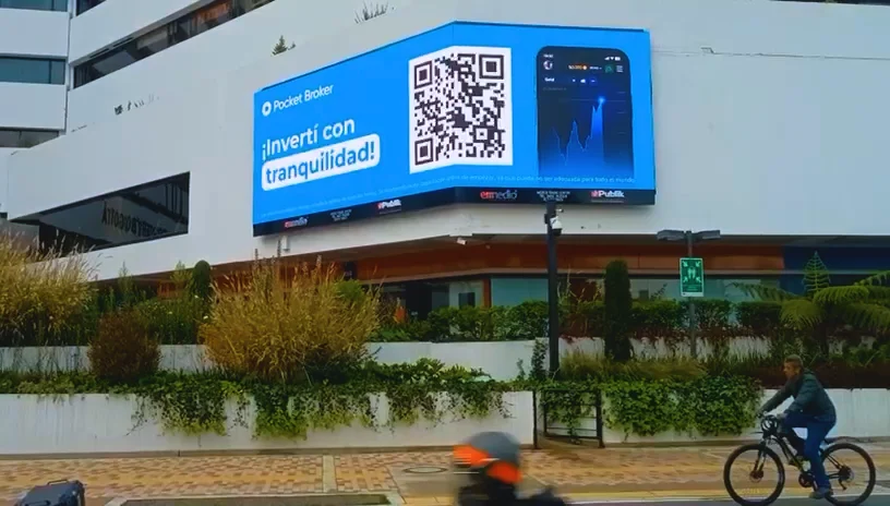 Campaign LED running on a building facade in Bogotá